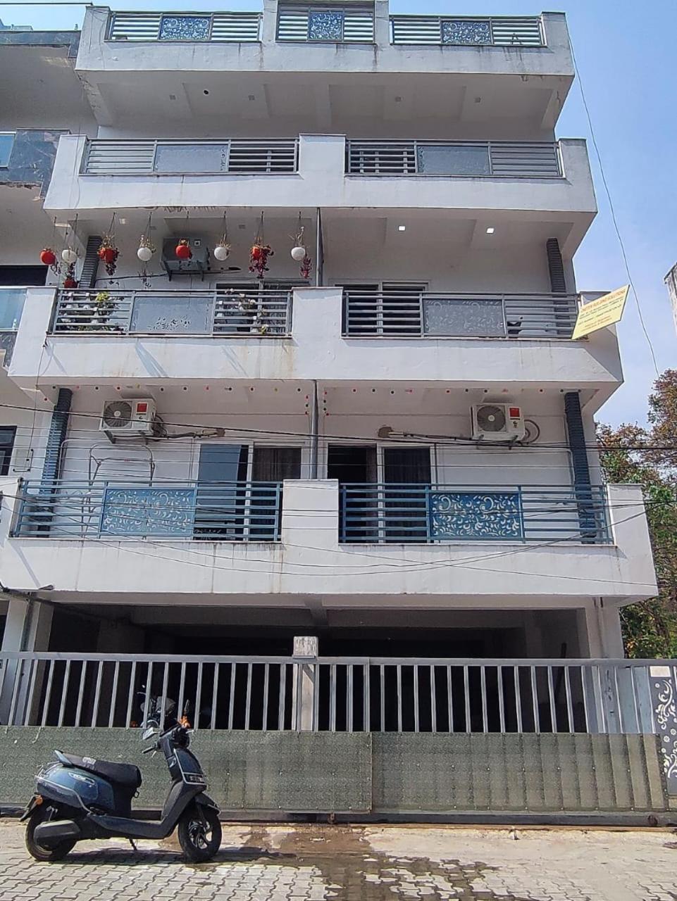 Malsi Homes Dehradun Luaran gambar